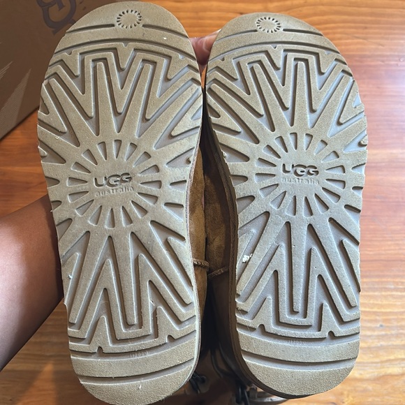 🆕 Remora UGGS - Picture 6 of 7